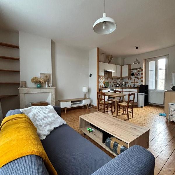 Location Maison 2 pièces 74m² NIORT 79000 - Photo 1
