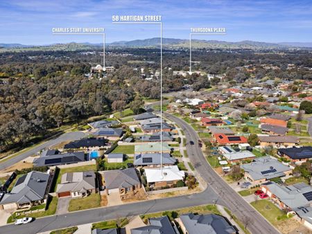 BEAUTIFUL 3 BEDROOM HOME THURGOONA - Photo 4