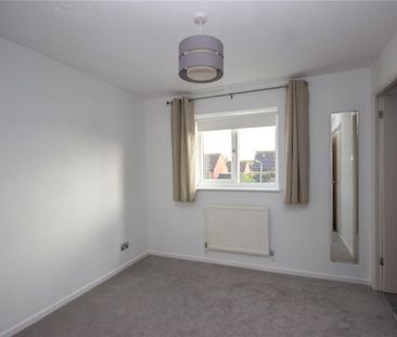 2 bedroom end of terrace house to rent - Photo 6