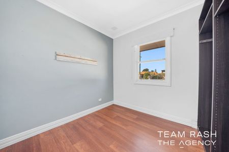 Modern Family Home in Prime Cloverdale - Photo 5