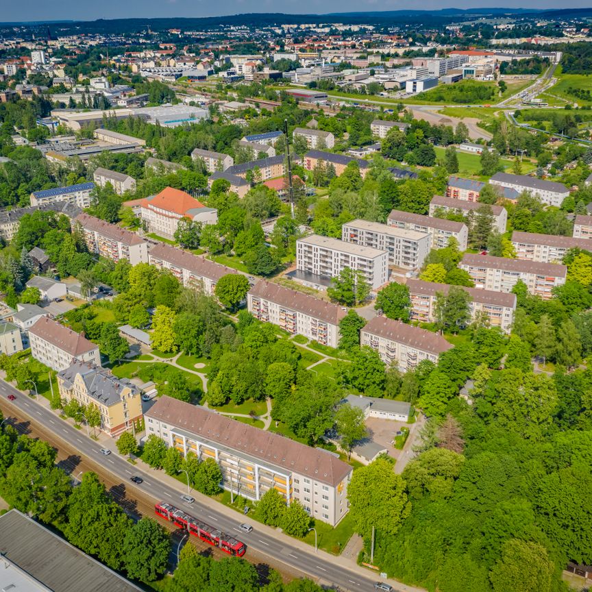 Erstbezug nach Renovierung - gestalten Sie Ihr neues Bad mit! - Foto 1