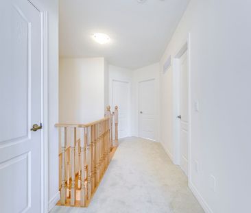 For Lease - 454 Silver Maple Road, Oakville, Ontario - Photo 5