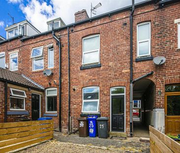 5 bedroom terraced house to rent - Photo 3