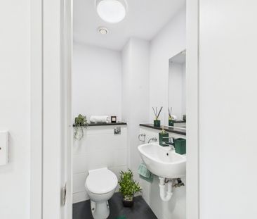 Room in a Shared Flat, Queensland Place, L7 - Photo 6