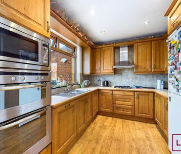 3 bedroom end of terrace house to rent - Photo 6