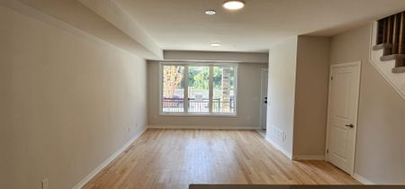 For Lease - 50 Baynes Way Unit# 10, Bradford West Gwillimbury, Ontario - Photo 3