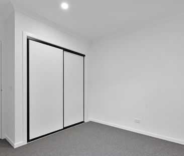 Family Home for Lease – Modern Comfort & Style – Low Maintenance - Photo 3