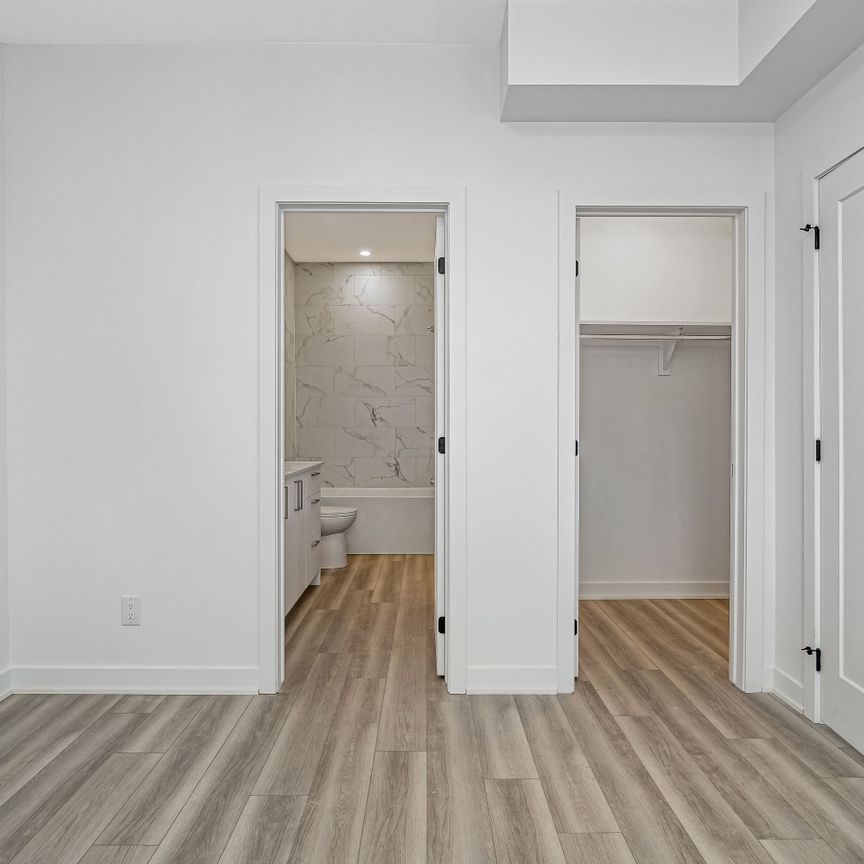 For Lease - 1369 Louis Lane Unit# Unit A, Cyrville - Carson Grove - Pineview, Ontario - Photo 1