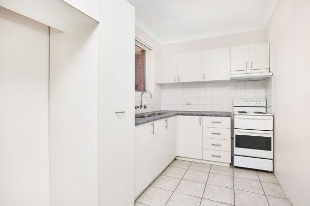 8/9 View Street, Marrickville, NSW 2204 - Photo 1