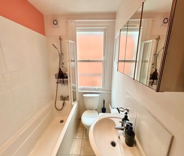 Room in a Shared Flat, Quadrant Road, CR7 - Photo 2