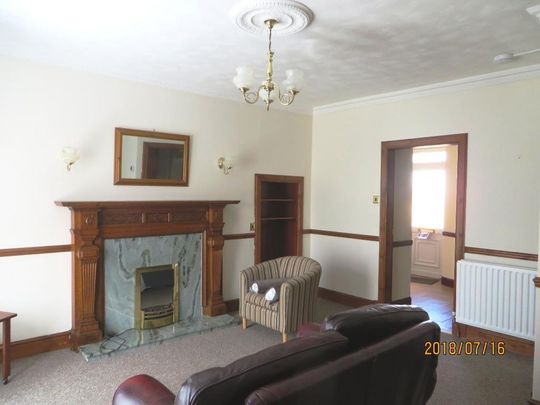 1 bedroom mews to rent - Photo 1