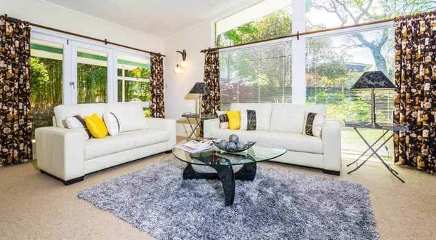 3 bedroom 1 bathroom - Photo 1