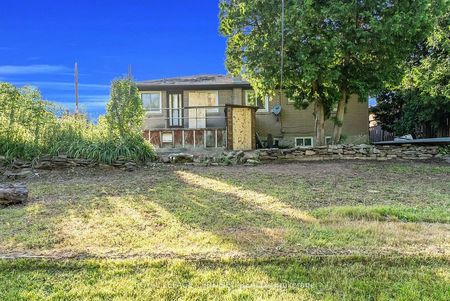 For Lease - 1398 Rebecca Street, Oakville, Ontario - Photo 2