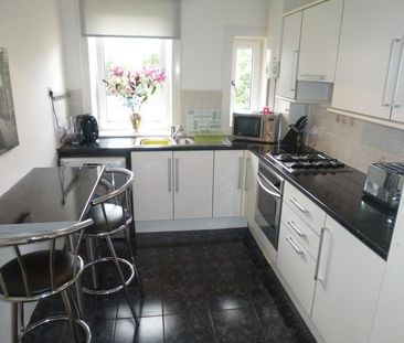 2 bedroom flat to rent - Photo 6