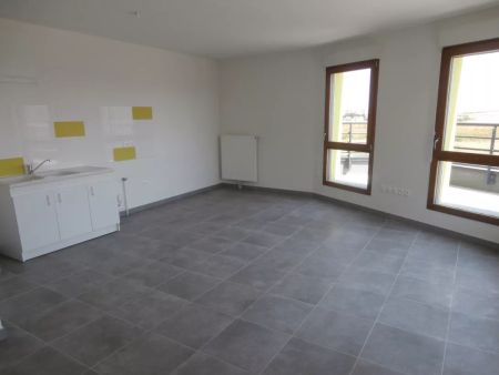 Location appartement T5 102.20m² à Reims (51100) - Photo 5