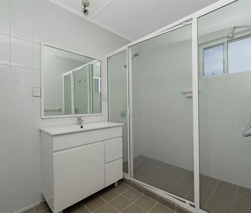 19 Lindeman Avenue, Cranbrook QLD 4814 - House For Rent | Domain - Photo 5