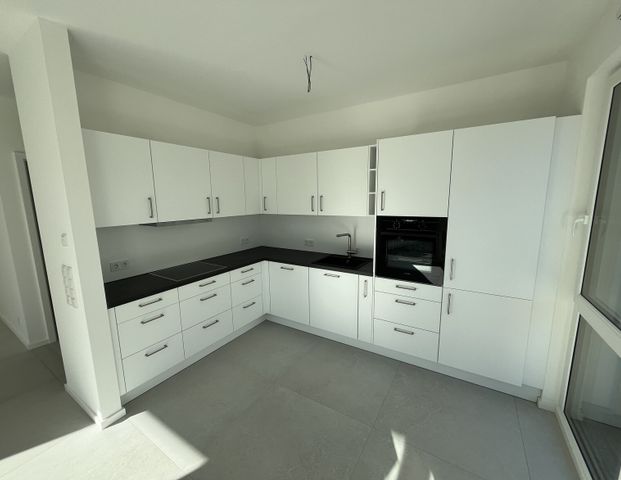 Ginsheim-Gustavsburg: Zweizimmerwohnung mit EBK, Balkon und TG-Stellplatz - Foto 1