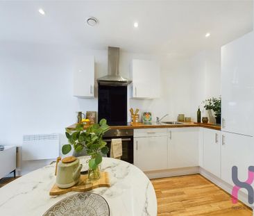 1 bedroom flat to rent - Photo 4