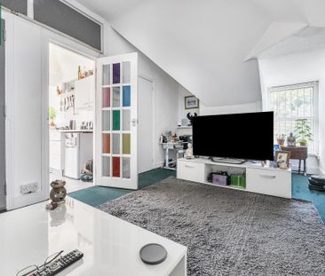 Studio to rent - Photo 3