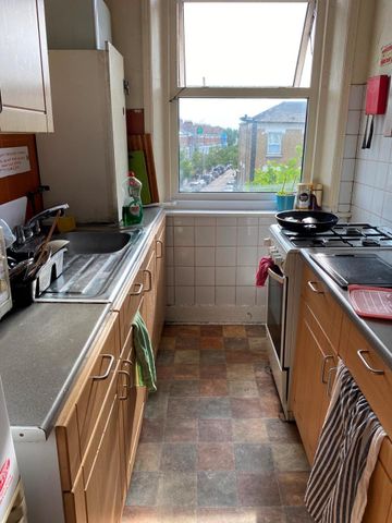 Room in a Shared House, Shepherds Bush Road, W6 - Photo 5