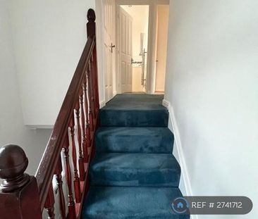 3 bedroom terraced house to rent - Photo 5
