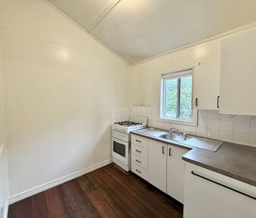 Very Clean & Tidy Home - Photo 1