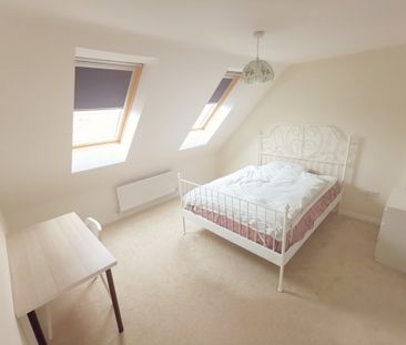 4 Bed Terraced House, Cherry Tree Drive, CV4 - Photo 2