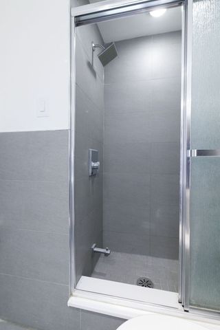 4555 Bonavista Avenue, Montréal, QC - Photo 2