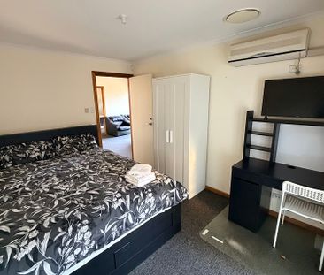 12-bedroom shared house, Hawker Street - Photo 6