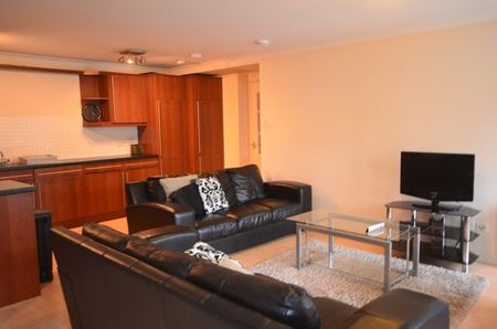37F King's Gate, AB15 4EL, Aberdeen - Photo 4