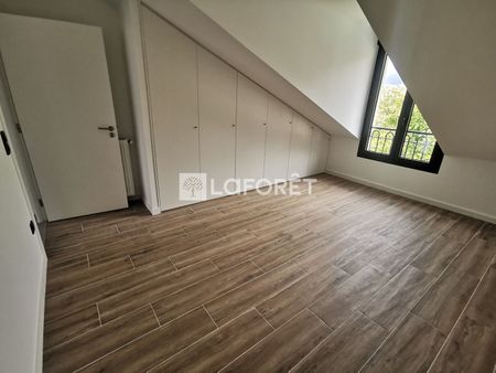 Apartment - Photo 2