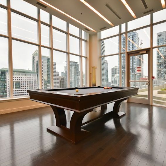 For Lease - 21 Nelson Street Unit# 209, Toronto, Ontario - Photo 1