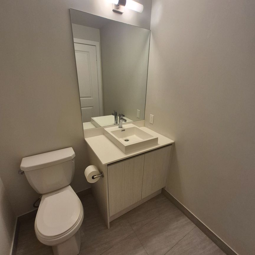For Lease - 251 Manitoba Street Unit# 109, Toronto, Ontario - Photo 1