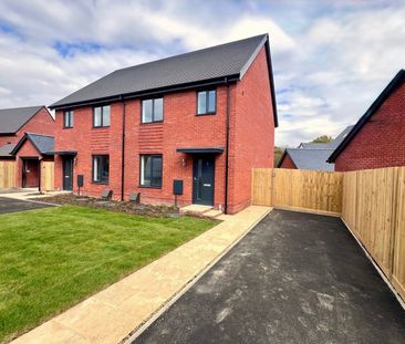 3 bedroom semi-detached house to rent - Photo 2