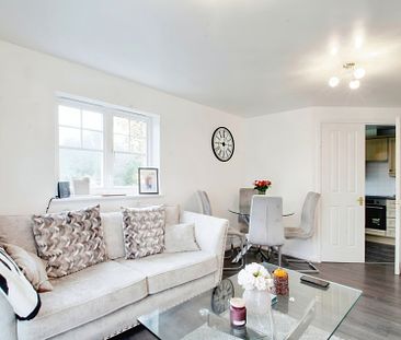 2 bed flat to rent in Colham Road, Uxbridge, UB8 - Photo 3