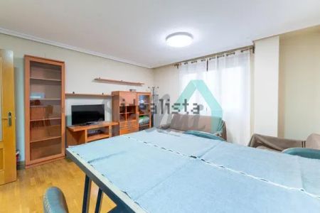 Alquiler de piso en Avenida del Mar - Foto 2