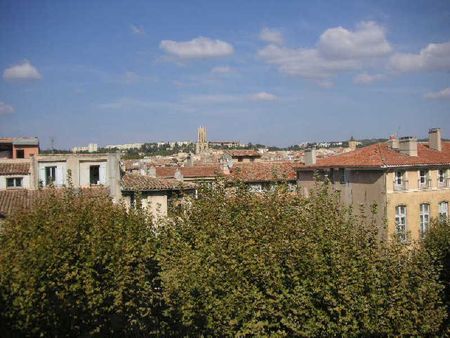 Location Appartement 3 pièces 75m² - Photo 5
