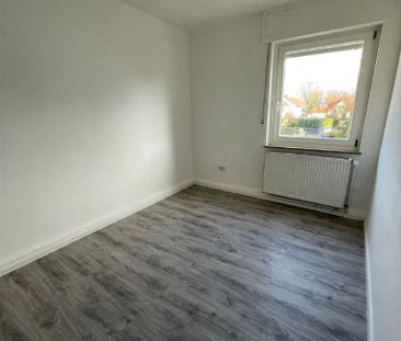 Kinderfreundliche Wohnlage! Kleine 3-Zimmerwohnung mit Balkon in He... - Photo 2