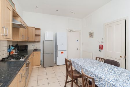 0200L - Melville Terrace, Edinburgh, EH9 1ND - Photo 3