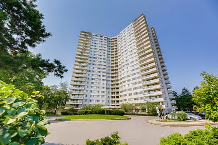 Spacious 2 Bedroom in Central Brampton - Photo 3