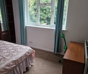 Room in a Shared House, Neeld Crescent, NW4 - Photo 3