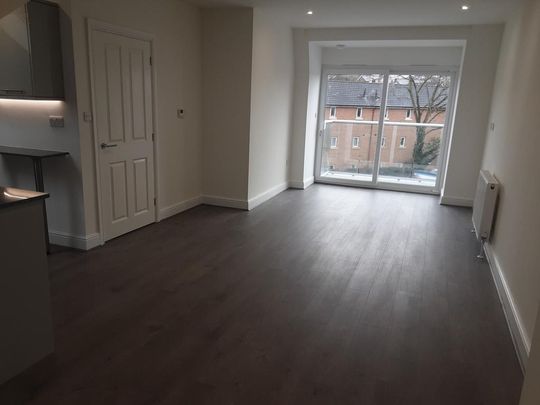 1 bedroom flat to rent - Photo 1