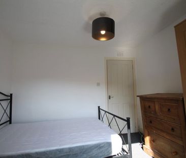 Isla Street, Dundee - Photo 2