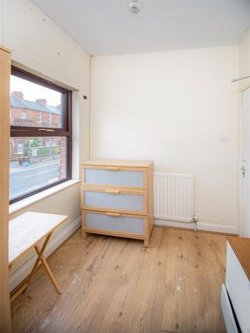 Great 5 Bedroom House, 8 University Avenue, Queens Quarter, Belfast, BT7 1GY - Photo 2