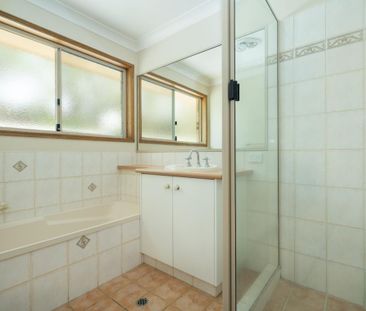 Spacious Country Retreat – Just 20 Mins from CBD! - Photo 6