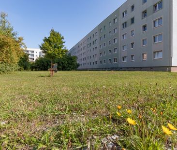 Wohnküche, Bad mit Wanne und Hauswirtschaftsraum sucht Nachmieter - Photo 3