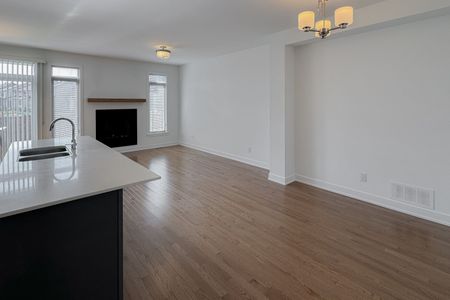 For Lease - 889 Solarium Avenue, Blossom Park - Airport and Area, Ontario - Photo 5