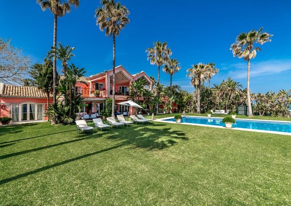 Luxury Villa for rent in San Pedro de Alcántara, Andalusia