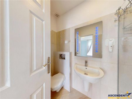 Camera mobilata si utilata, Centrul Istoric - Piata Unirii, - Fotografie 5