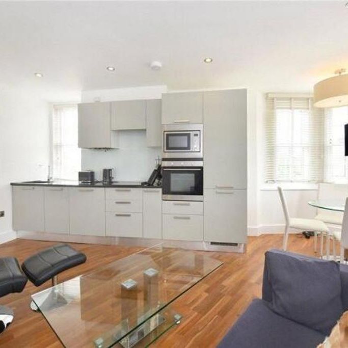 2 bedroom apartment to rent - Photo 1